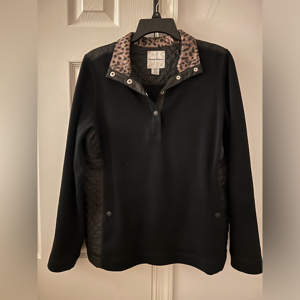 Tommy Bahama black leopard pullover M